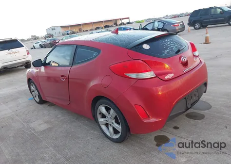 2013 Hyundai Veloster Base W/Black from USA, damaged, VIN KMHTC6AD6DU167563